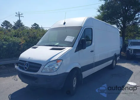 2011 Mercedes-Benz Sprinter 2500 High Roof from USA, damaged, VIN WD3PE8CB6B5601876